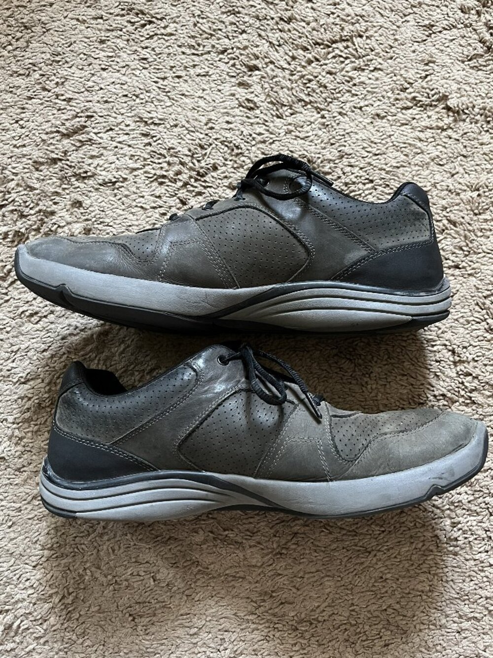 Clarks Wave Walk Shoes